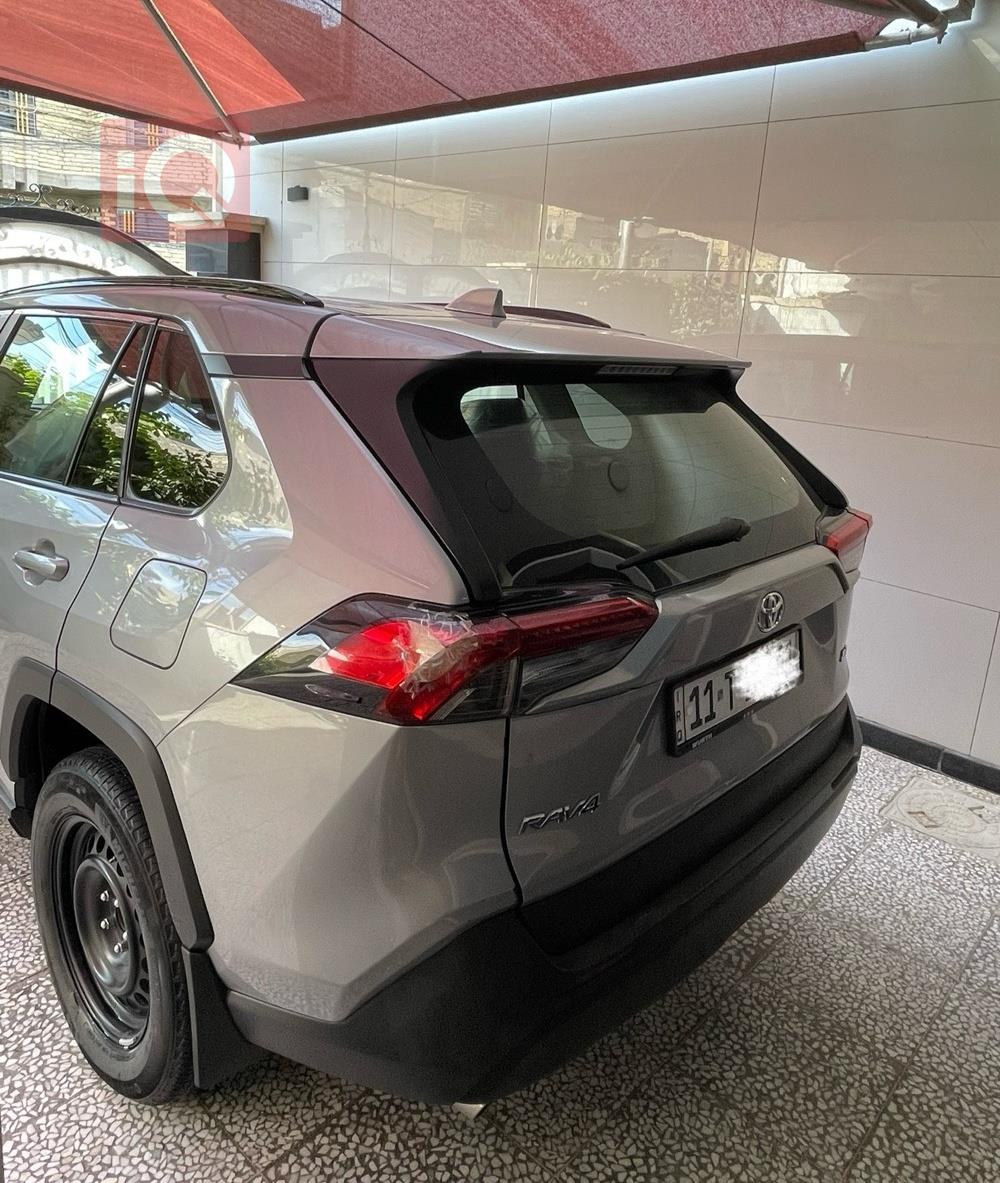 تويوتا راف 4